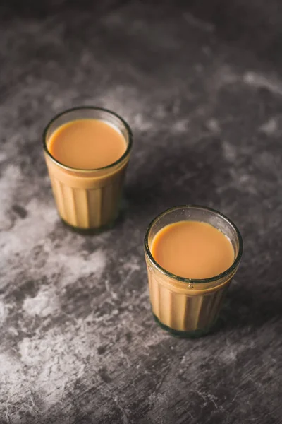 Der Indische Chai Glasbechern Mit Masalas Für Den Tee — Stockfoto