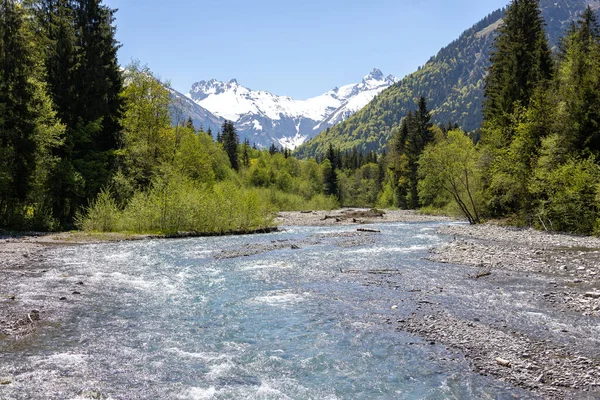 Řeka Malebných Rakouských Alpách — Stock fotografie