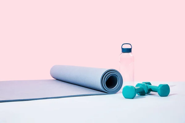 Blue Fitness Exercise Equipment Pink Blue Background — Stock Photo, Image