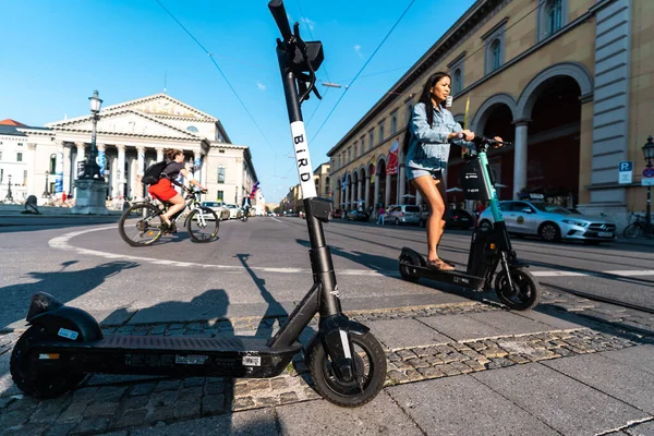 Munich Allemagne Juil 2021 Gros Plan Scooter Électrique Debout Dans — Photo