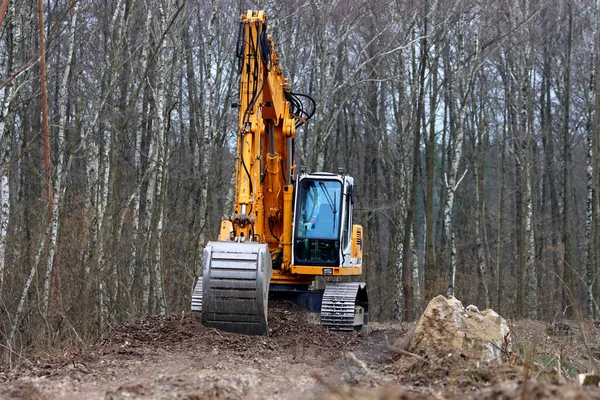 Primer Plano Una Excavadora Bosque Durante Día — Foto de Stock