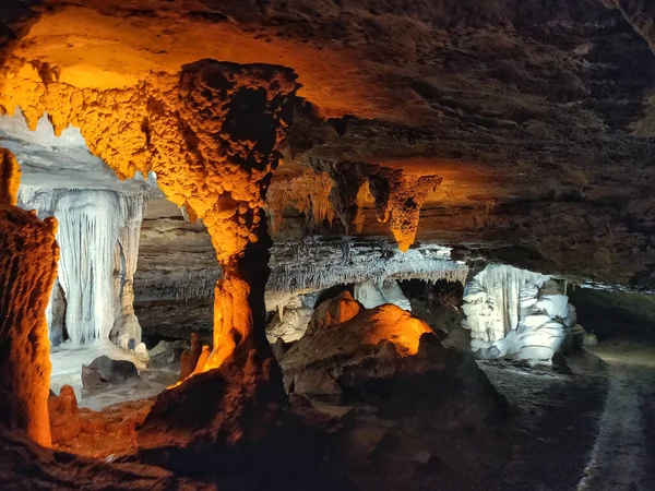 Underground Cave White Yellow Light — Zdjęcie stockowe