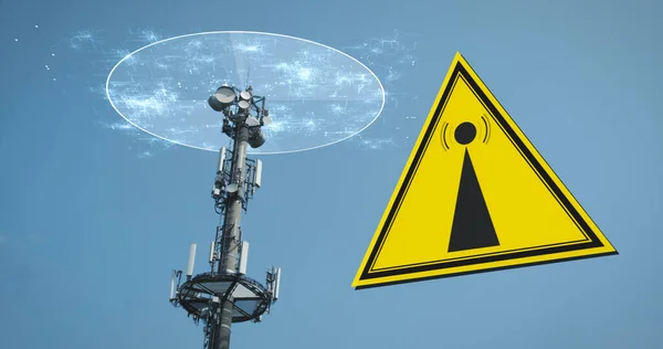 Emf示警标志和一个5G塔会在蓝光下造成辐射 — 图库照片