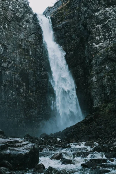 Haute Cascade Njupeskar Suède — Photo