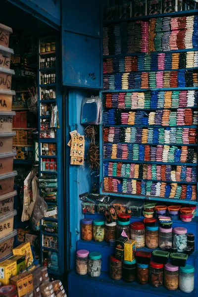 Tiro Vertical Hennas Corantes Outros Produtos Cosméticos Mercado Marrocos — Fotografia de Stock