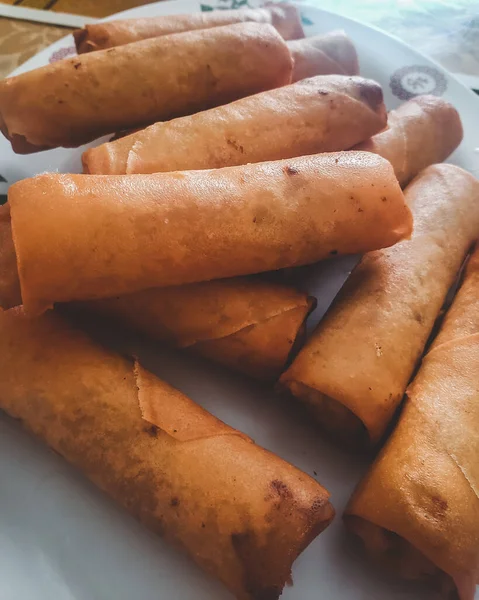 Disparo Vertical Lumpia Frita Plato — Foto de Stock