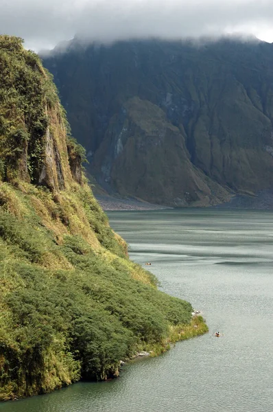 Een Verticale Opname Van Een Ongelooflijk Uitzicht Mountai Pinatubo Botolan — Stockfoto