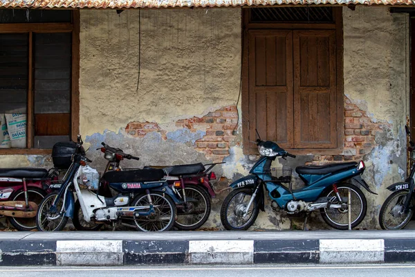 Fekete Fehér Járda Régi Motorkerékpárok Penang Malajzia Délkelet Ázsia — Stock Fotó