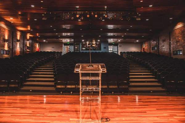 Conference Stage Colored Lights Seen Front — Stock Photo, Image