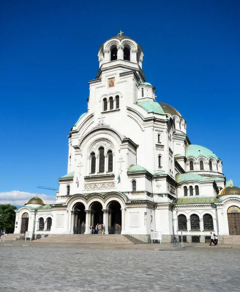Vertikální Snímek Katedrály Svatého Alexandra Něvského Sofii Bulharsko Proti Modré — Stock fotografie