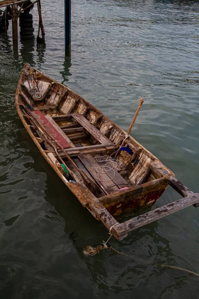 Une Barque Pourrie Bois Penang Malaisie — Photo