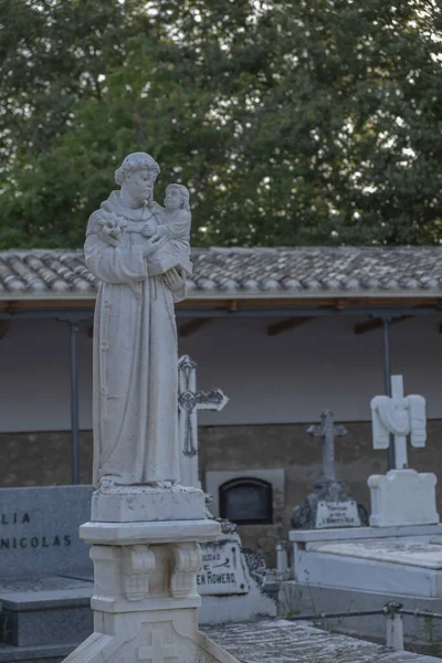 Brihuega Spagna Luglio 2021 Cimitero Brihuega Fronte Alla Chiesa Brihuega — Foto Stock