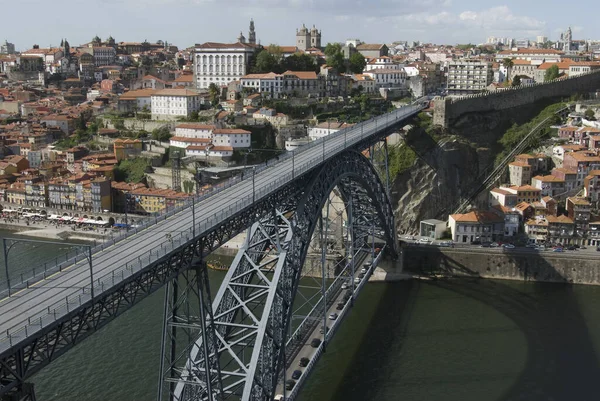 Porto Portugal Abr 2009 Puente Dom Luis Sobre Río Duero — Foto de Stock