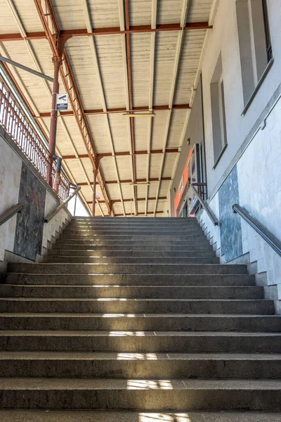 Elbla Polonia Junio 2021 Escalera Que Conduce Estación Tren Elblag —  Fotos de Stock