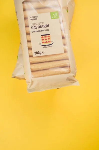 Como Italien Juli 2021 Natürliche Organische Savoiardi Kekse Plastikverpackungen Isoliert — Stockfoto