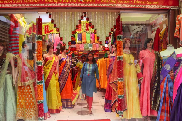 Close Uma Boutique Especializada Ternos Coloridos Punjabi Sarees Punjab — Fotografia de Stock