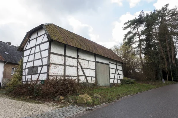 Schweiberg Netherlands 2018年1月19日 荷兰南林堡Schweinsberg镇一座半木结构房屋 — 图库照片