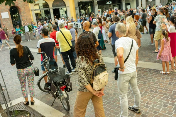 Cremona Italy Ιουλ 2021 Πλήθος Κόσμου Διαμαρτύρεται Για Εμβόλιο Covid — Φωτογραφία Αρχείου
