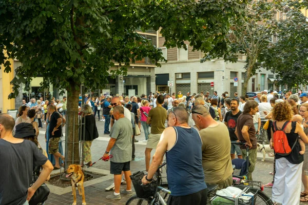 Cremon Itálie Července 2021 Dav Lidí Protestujících Proti Vakcíně Covid — Stock fotografie