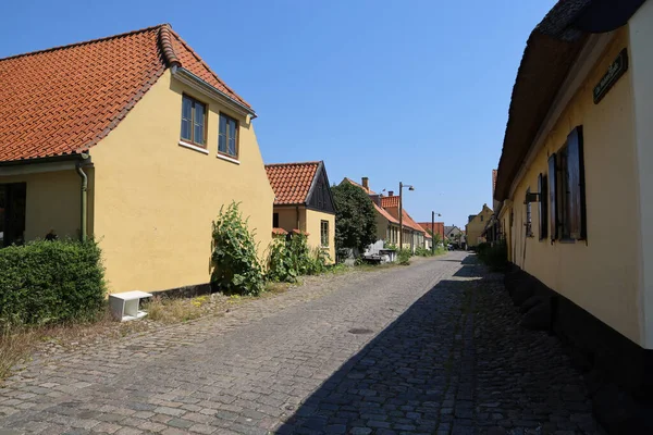 Die Gepflasterten Straßen Und Häuser Mit Schindeldächern Dragor Amager — Stockfoto