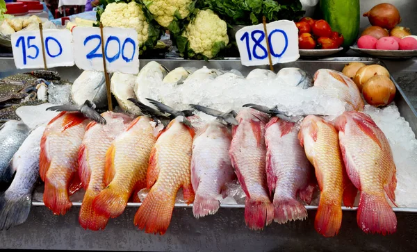 Krabi Thailand Dec 2014 Een Frisse Rode Snapper Nachtmarkt Krabi — Stockfoto