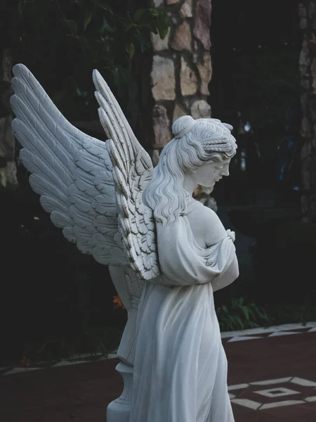 Vertical Shot Beautiful Angel Spread Wings — Stock Photo, Image