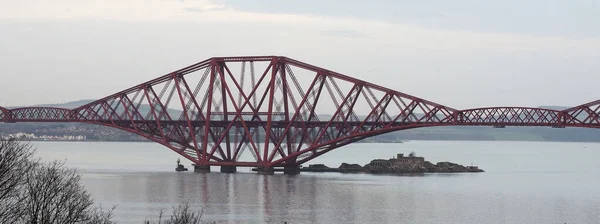 Uma Foto Panorâmica Forth Rail Bridge Edimburgo Escócia Reino Unido — Fotografia de Stock