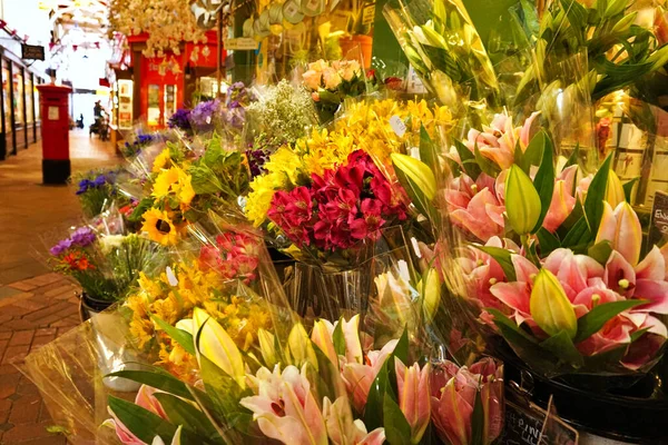 Oxford United Kingdom Aug 2019 Flower Shop Oxford Covered Market — стокове фото