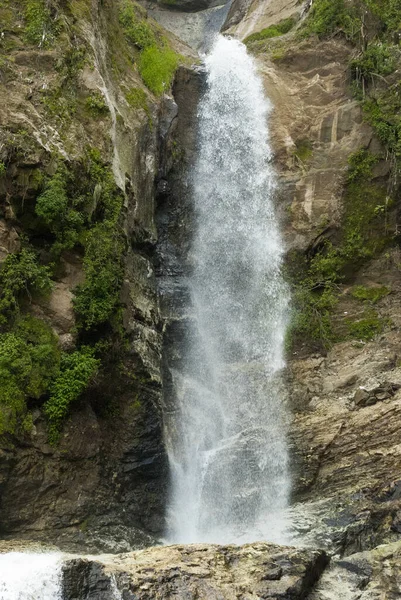 Pequena Cachoeira Área Rural Guatemala Fonte Água Pura Terreno Montanhoso — Fotografia de Stock