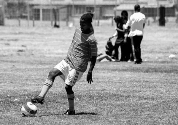 Kapstadt Südafrika Januar 2021 Graustufen Eines Jungen Sportlers Der Einer — Stockfoto