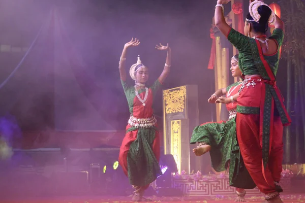 Malaysia Lutego 2020 Indyjska Grupa Tancerzy Scenie Festiwalu Muzyki Kultury — Zdjęcie stockowe