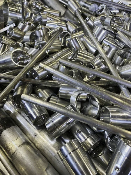 Tiro Vertical Alumínio Sólidos Capturados Uma Fábrica — Fotografia de Stock