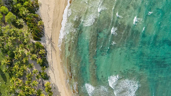 Песчаный Пляж Лазурного Океана Видом Сверху — стоковое фото