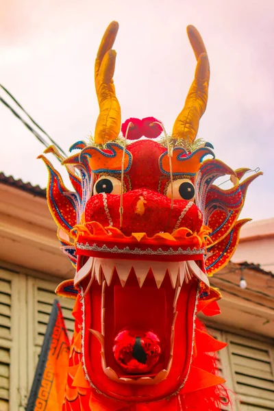 Sebuah Patung Kepala Naga Tradisional Cina Digunakan Sebagai Hiasan Georgetown — Stok Foto