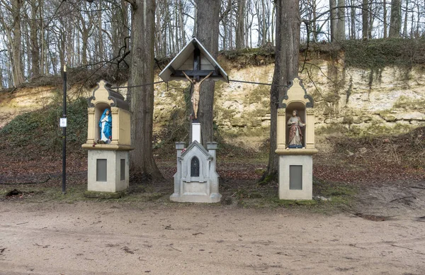 Malebný Pohled Tři Silniční Katolické Kříže Poblíž Oud Valkenburg Limburg — Stock fotografie
