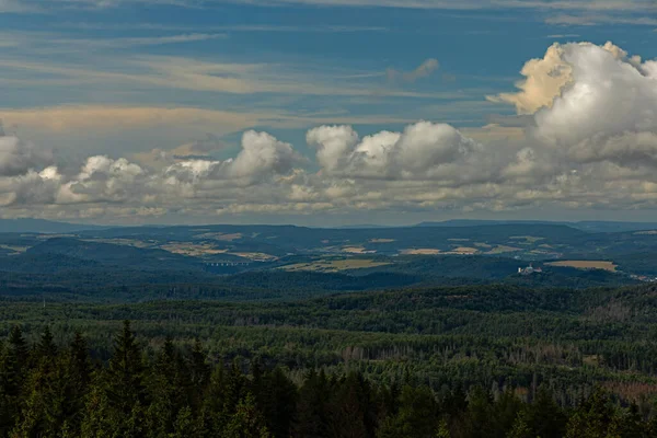 Vue Aérienne Chaîne Montagnes Thuringe Allemagne Sous Ciel Lumière Jour — Photo