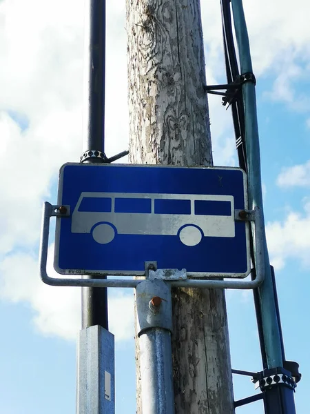 Een Noors Verkeersbord — Stockfoto