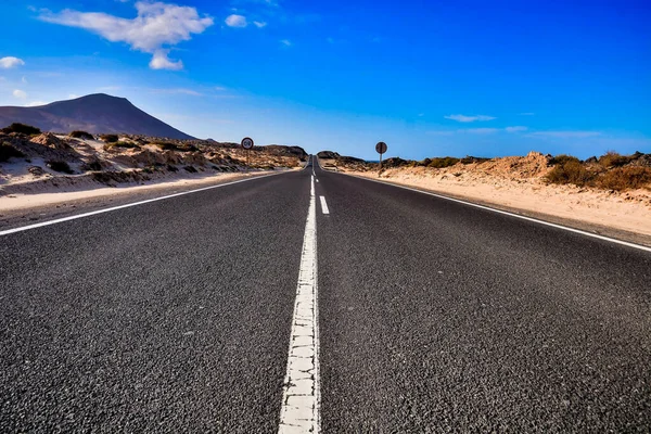 Autostrada Asfaltowa Przez Wyspy Kanaryjskie Hiszpania — Zdjęcie stockowe