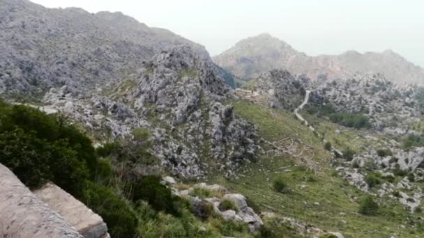 有高山的夏季风景 — 图库视频影像