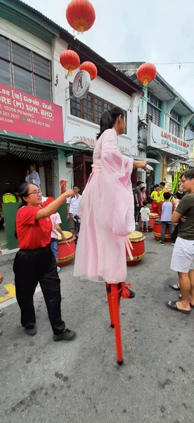 Georgetown Malasia 2020 Una Mujer China Vestida Con Ropa Tradicional — Foto de Stock