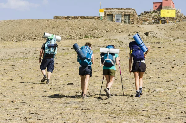 Granada Spanje Jul 2018 Wandelaars Met Rugzakken Gaan Naar Pico — Stockfoto