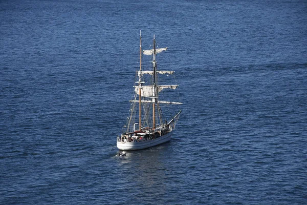 Antenn Utsikt Över Segelbåt Det Blå Vattnet Sydney Australien — Stockfoto