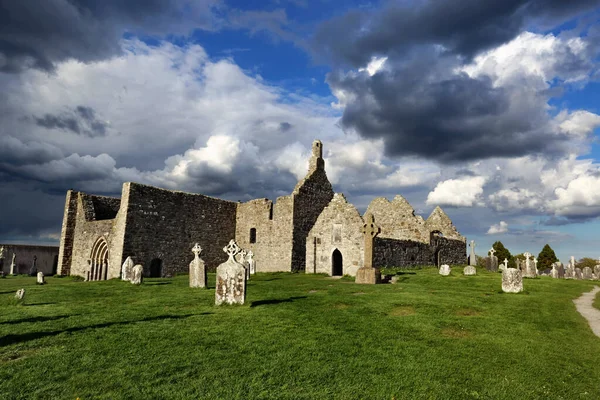 Een Schilderachtig Uitzicht Een Clonmacnoise Ierland Overdag — Stockfoto
