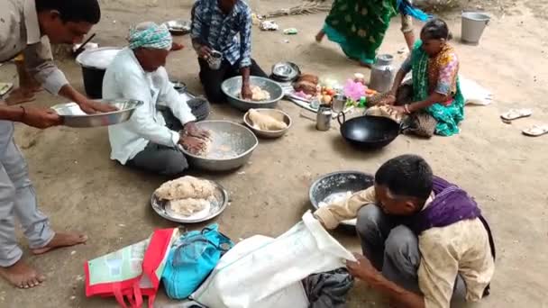 Uliczne Jedzenie Nagrania Przygotowywania Potraw Ulicy Azjatyckiej Wiosce — Wideo stockowe