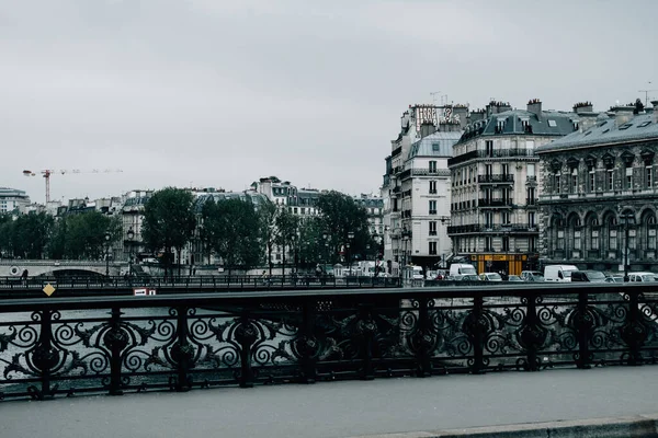 Una Hermosa Vista Una Ciudad Con Puente Edificios Modernos —  Fotos de Stock