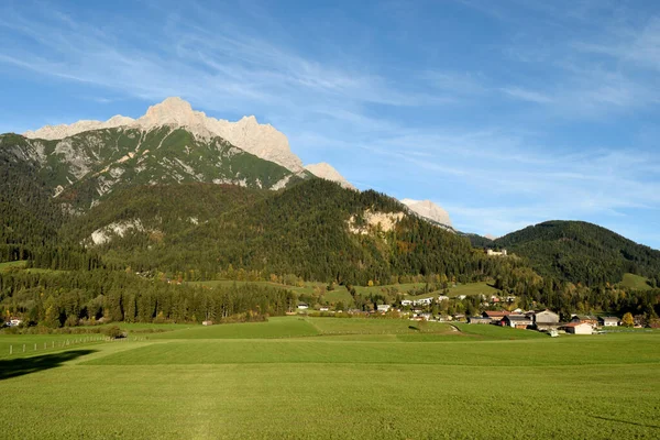 Persailhorn Breithorn Szczyty Steinernes Meer Nad Bachwinkl Koło Saalfen Pinzgau — Zdjęcie stockowe