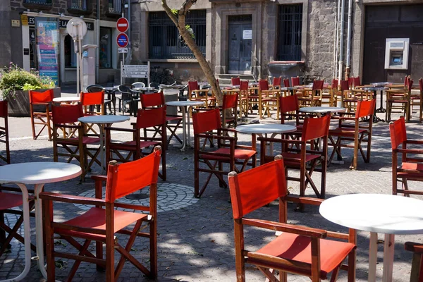 Agde Francia Junio 2017 Las Sillas Rojas Patio Vacío Agde — Foto de Stock