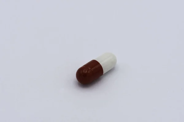 Closeup Shot Red White Pill White Background — Stock Photo, Image