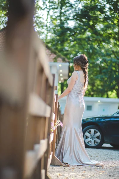 Young Caucasian Female Elegant Dress Standing Wooden Fence — Foto Stock