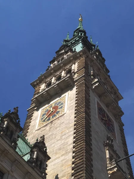 Piękna Architektura Zabytkowego Ratusza Hamburgu — Zdjęcie stockowe